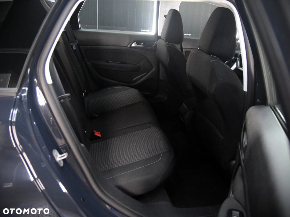 Peugeot 308 - 8