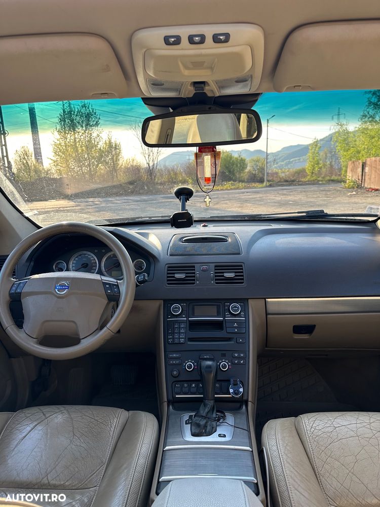 Volvo XC 90 - 4