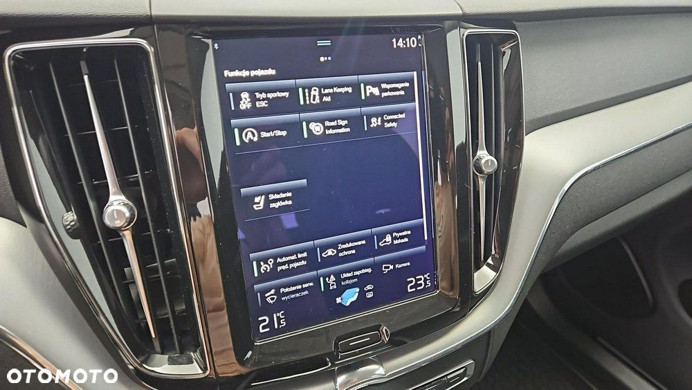 Volvo XC 60 - 22