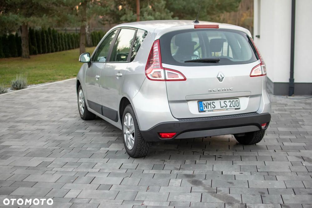 Renault Scenic - 26