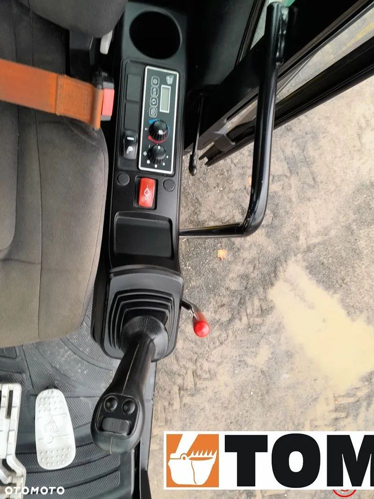 JCB JZ141 2018R - 28