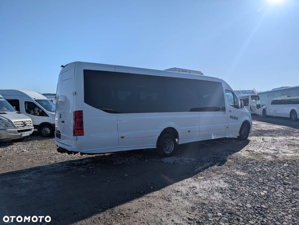 Mercedes-Benz Sprinter 519 - 5