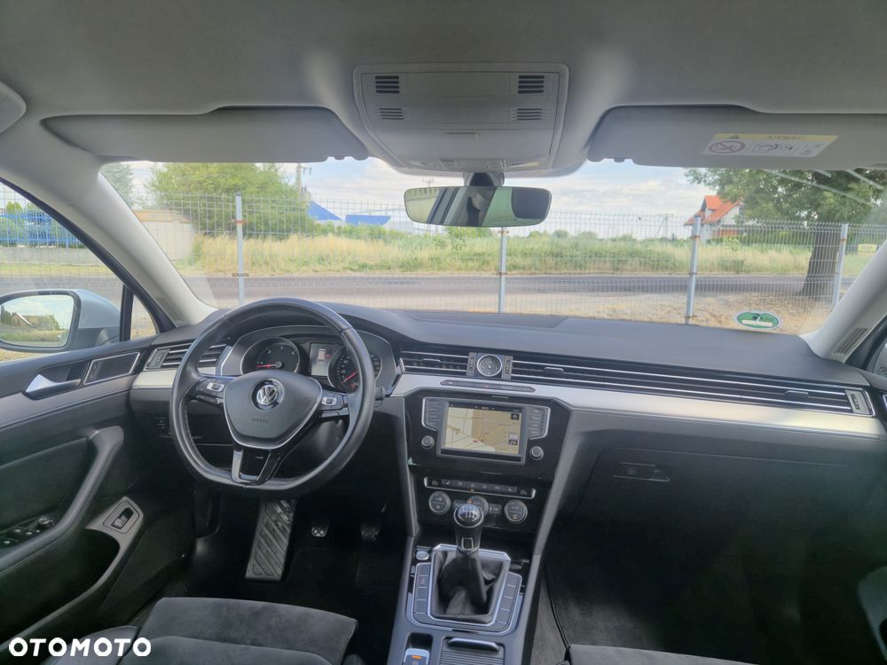 Volkswagen Passat Variant 2.0 TDI (BlueMotion Technology) Highline - 5