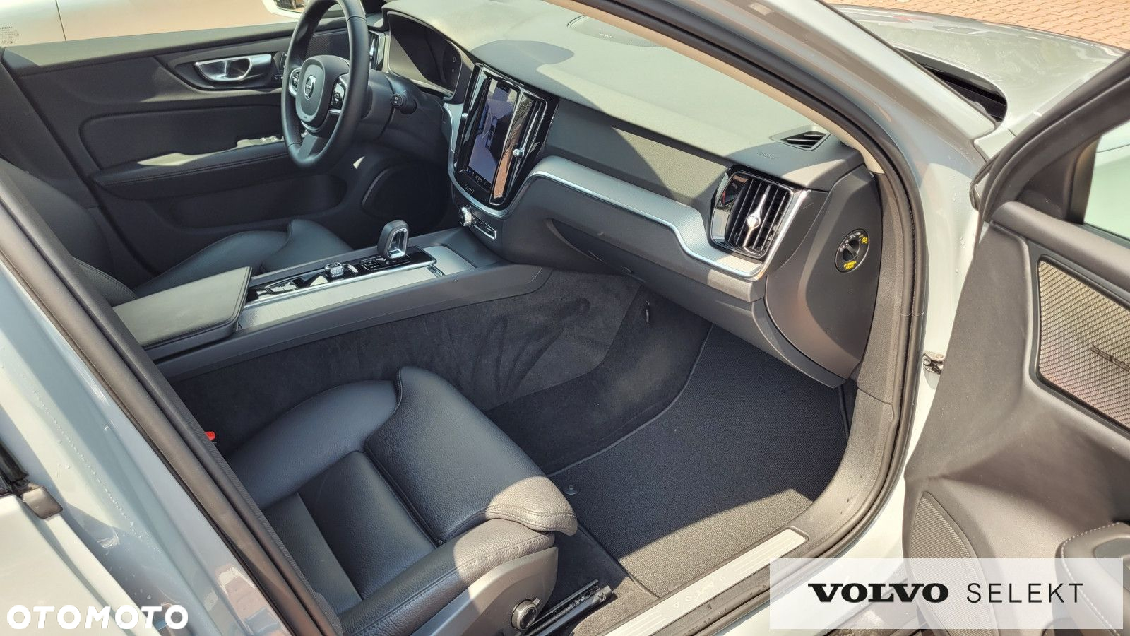 Volvo V60 Cross Country - 22