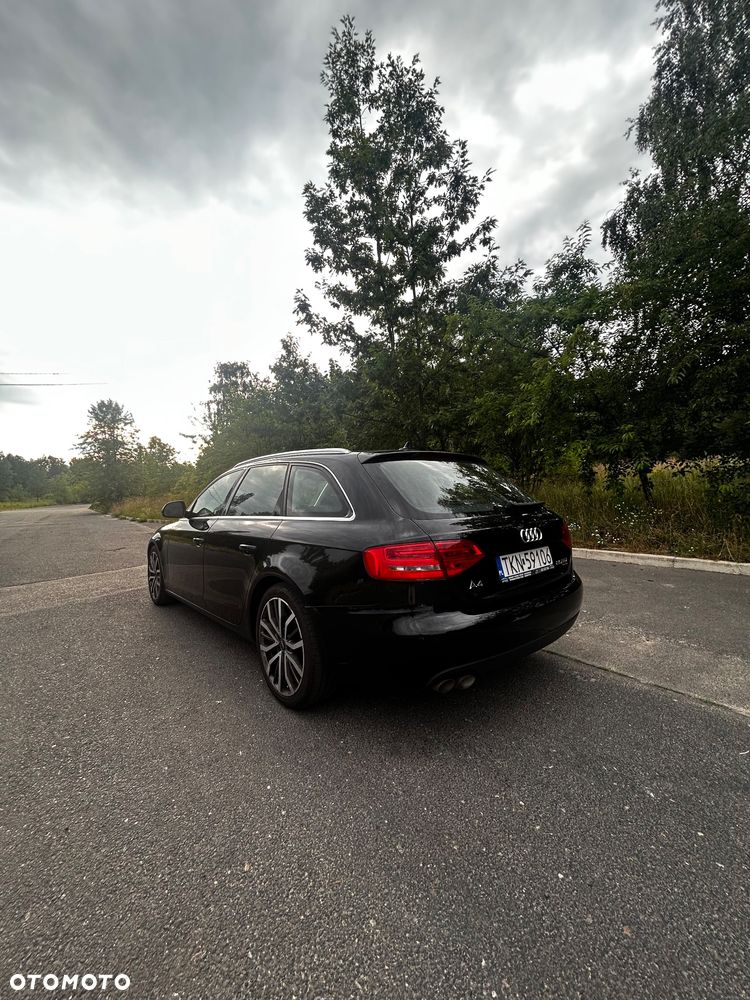 Audi A4 Avant 2.0 TDI Quattro - 21