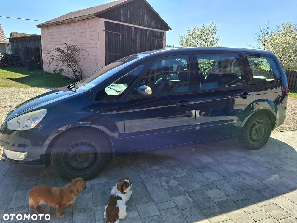 Ford Galaxy - 4