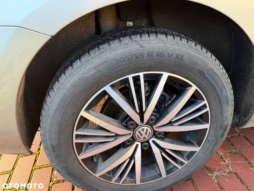 Volkswagen Golf 1.6 TDI BlueMotion Technology Allstar - 11