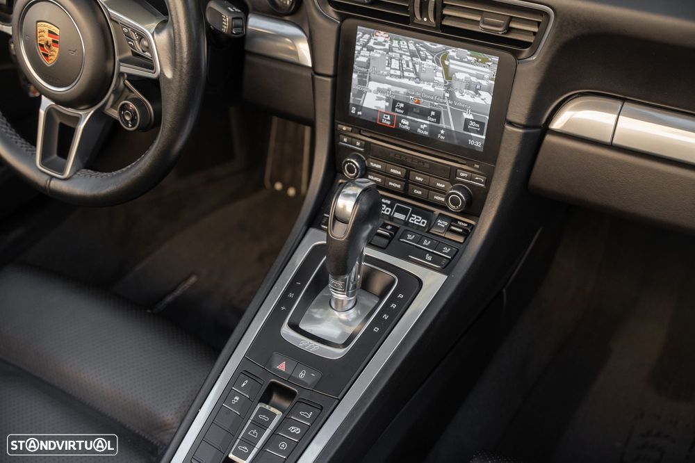Porsche 911 (991) Carrera 4 S PDK - 16