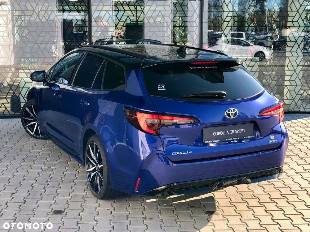 Toyota Corolla 2.0 Hybrid GR Sport Dynamic - 11