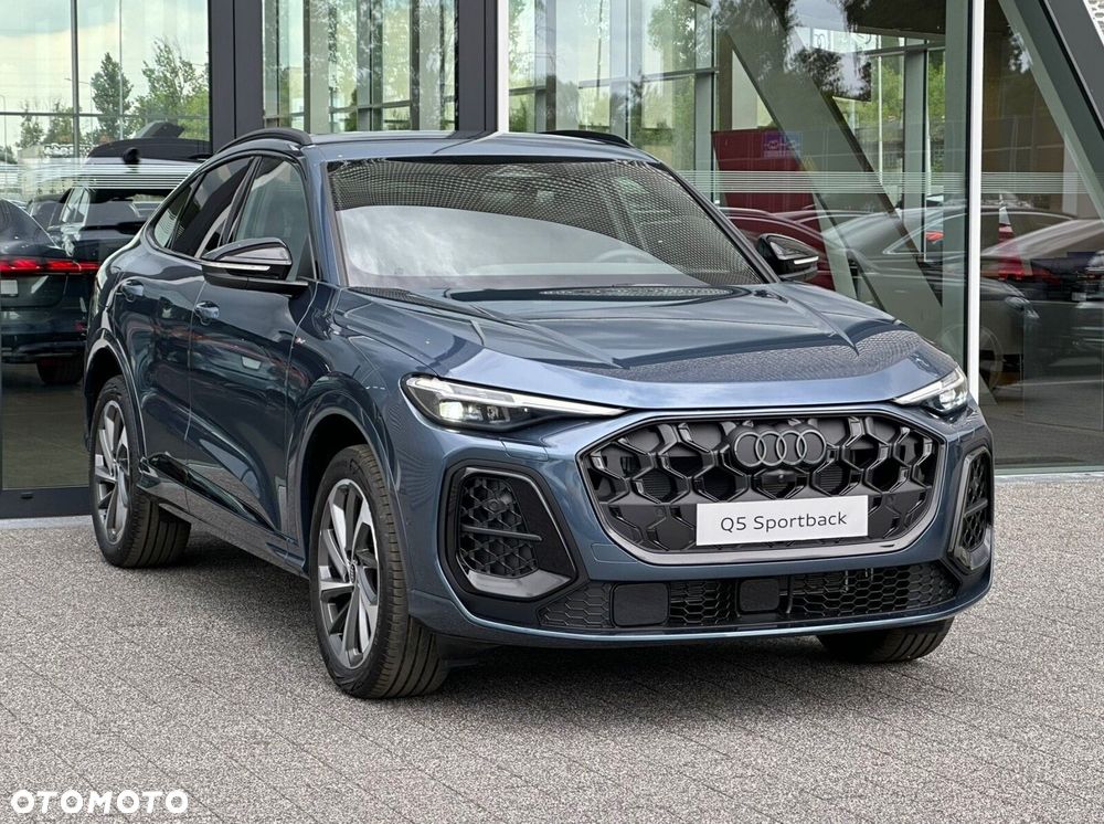 Audi Q5 Sportback - 4