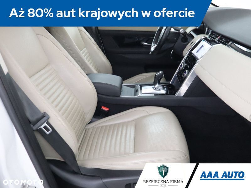 Land Rover Discovery Sport - 11