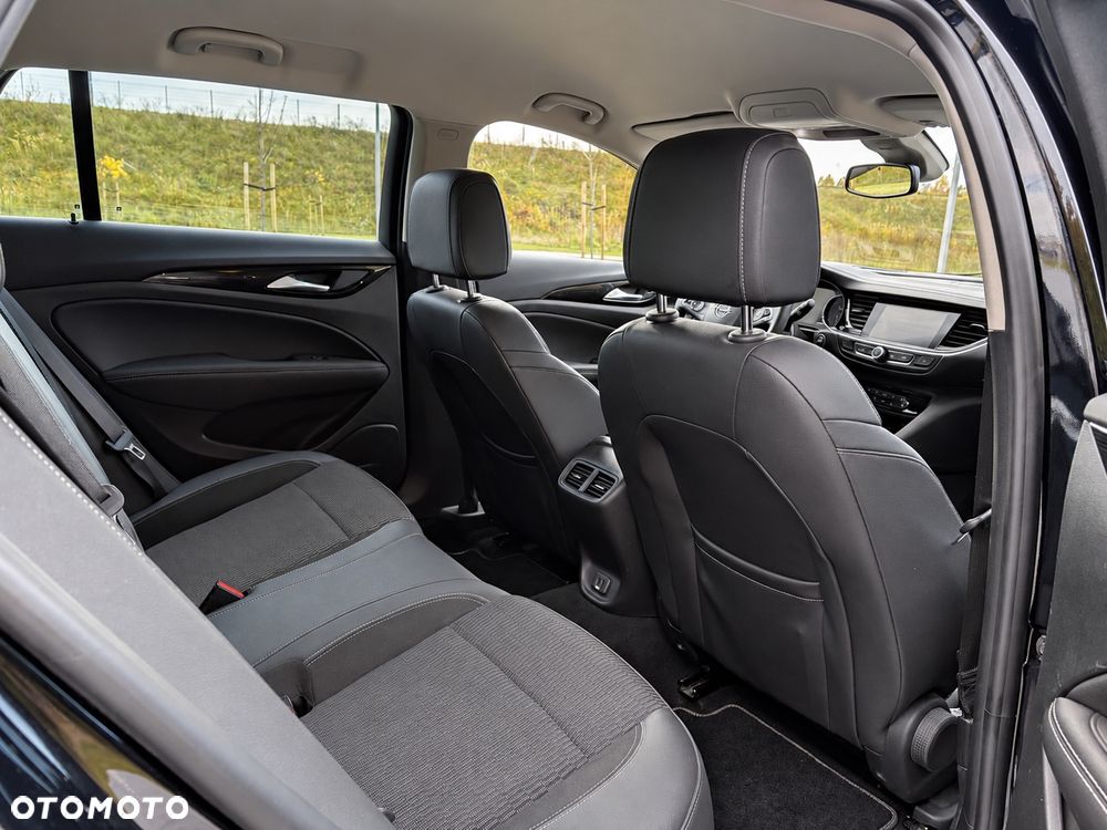 Opel Insignia Sp 1.5 ECOTEC Direct InjectionTurbo Exclusive - 30