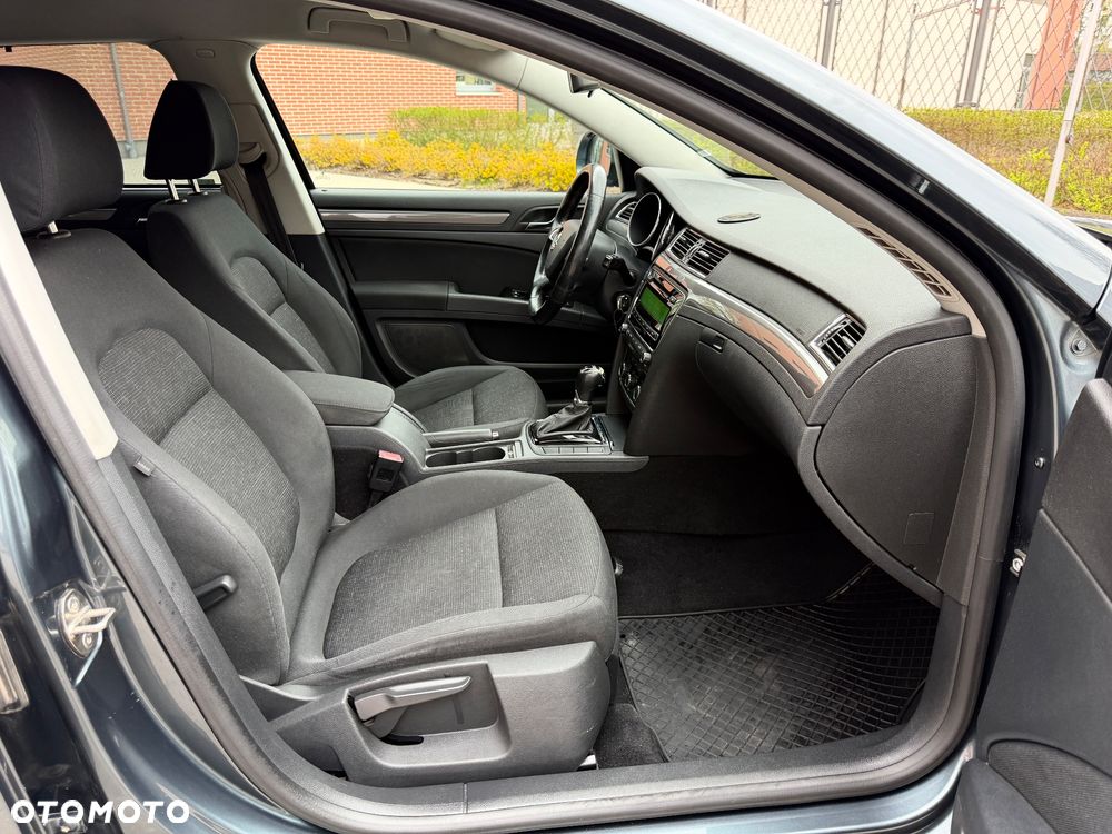 Skoda Superb 2.0 TDI 4x4 Ambition DSG - 22
