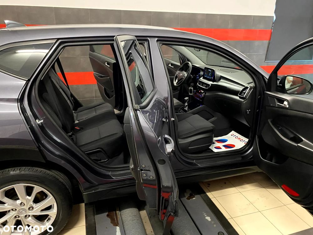 Hyundai Tucson 1.6 GDI BlueDrive Style 2WD - 21