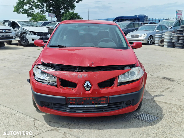 Dezmembram Renault Megane 2