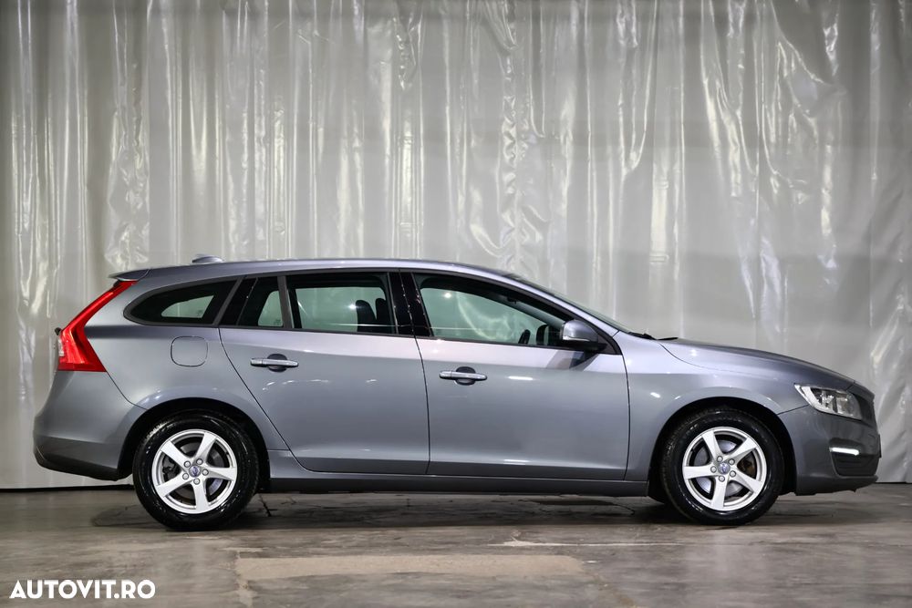 Volvo V60 D2 DRIVe Kinetic - 35