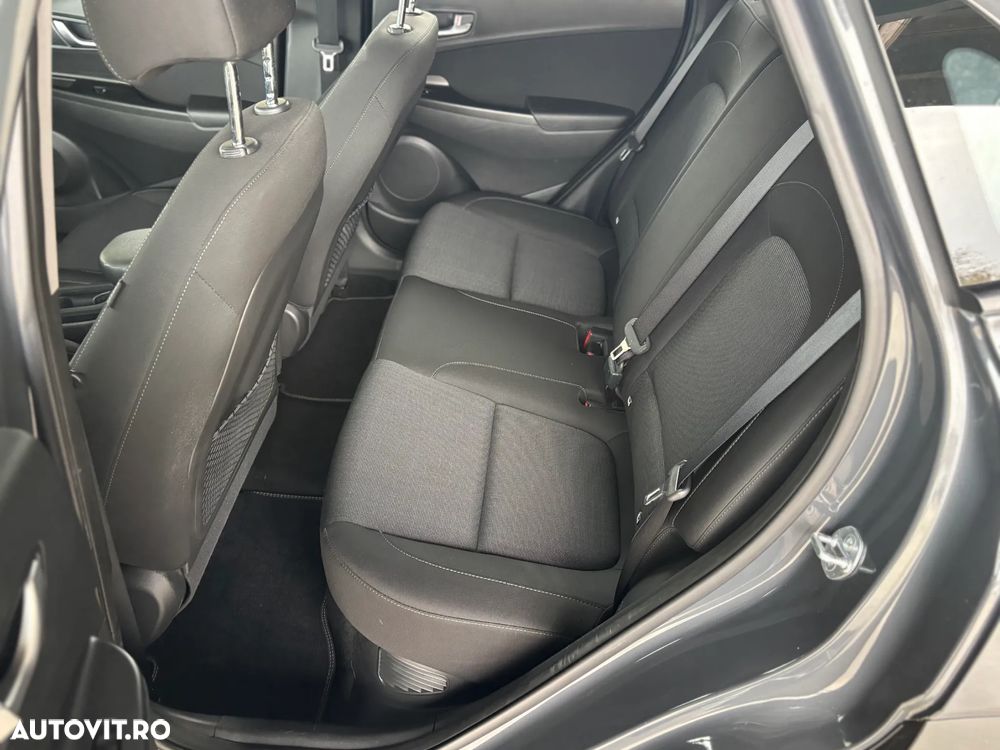 Hyundai KONA 1.6 GDI DCT Hybrid Advantage - 32