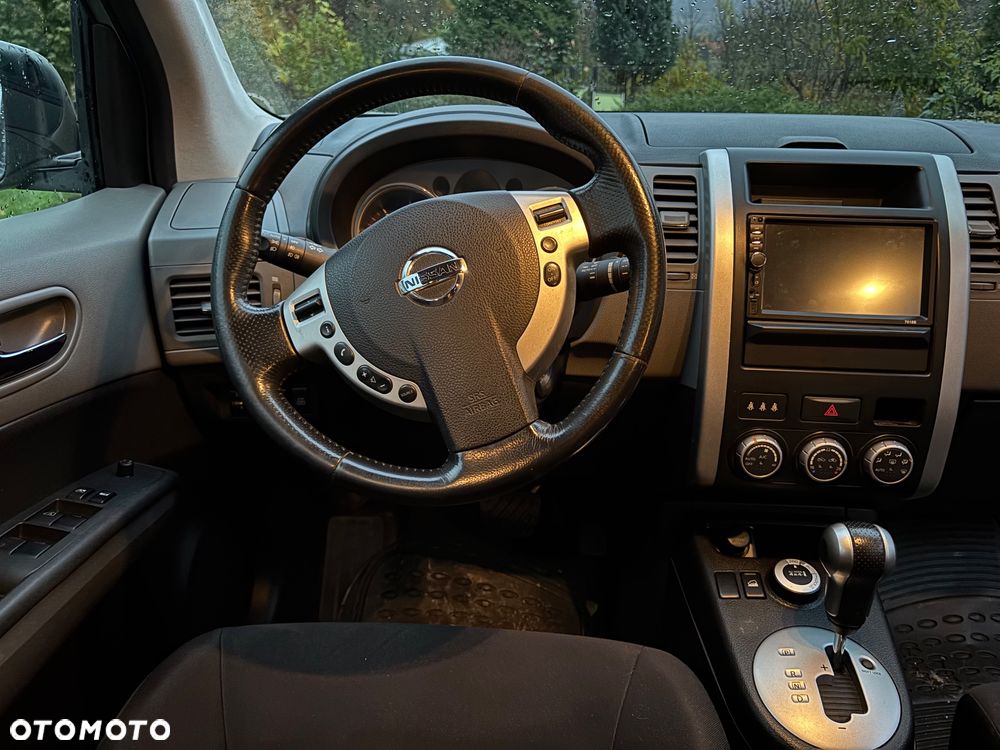 Nissan X-Trail - 12