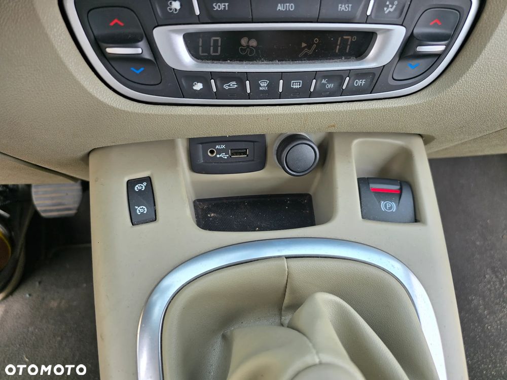 Renault Scenic - 33