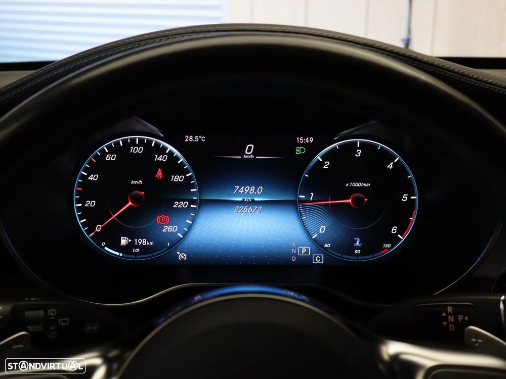 Mercedes-Benz GLC 300 d 4Matic 9G-TRONIC AMG Line - 31