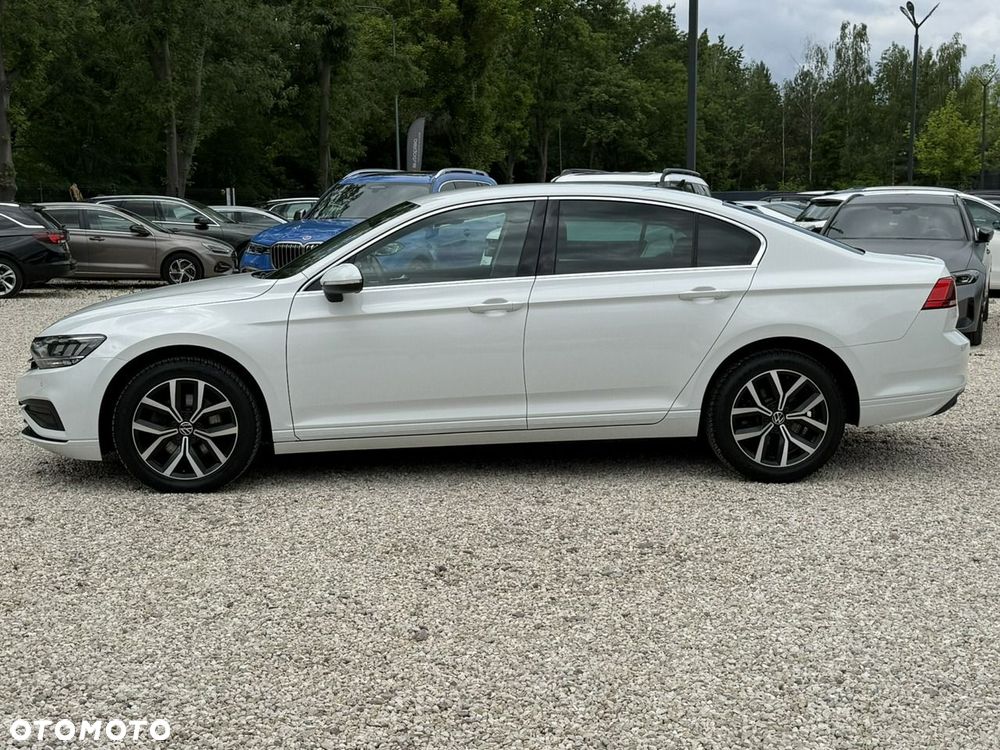 Volkswagen Passat 2.0 TDI EVO Business DSG - 6