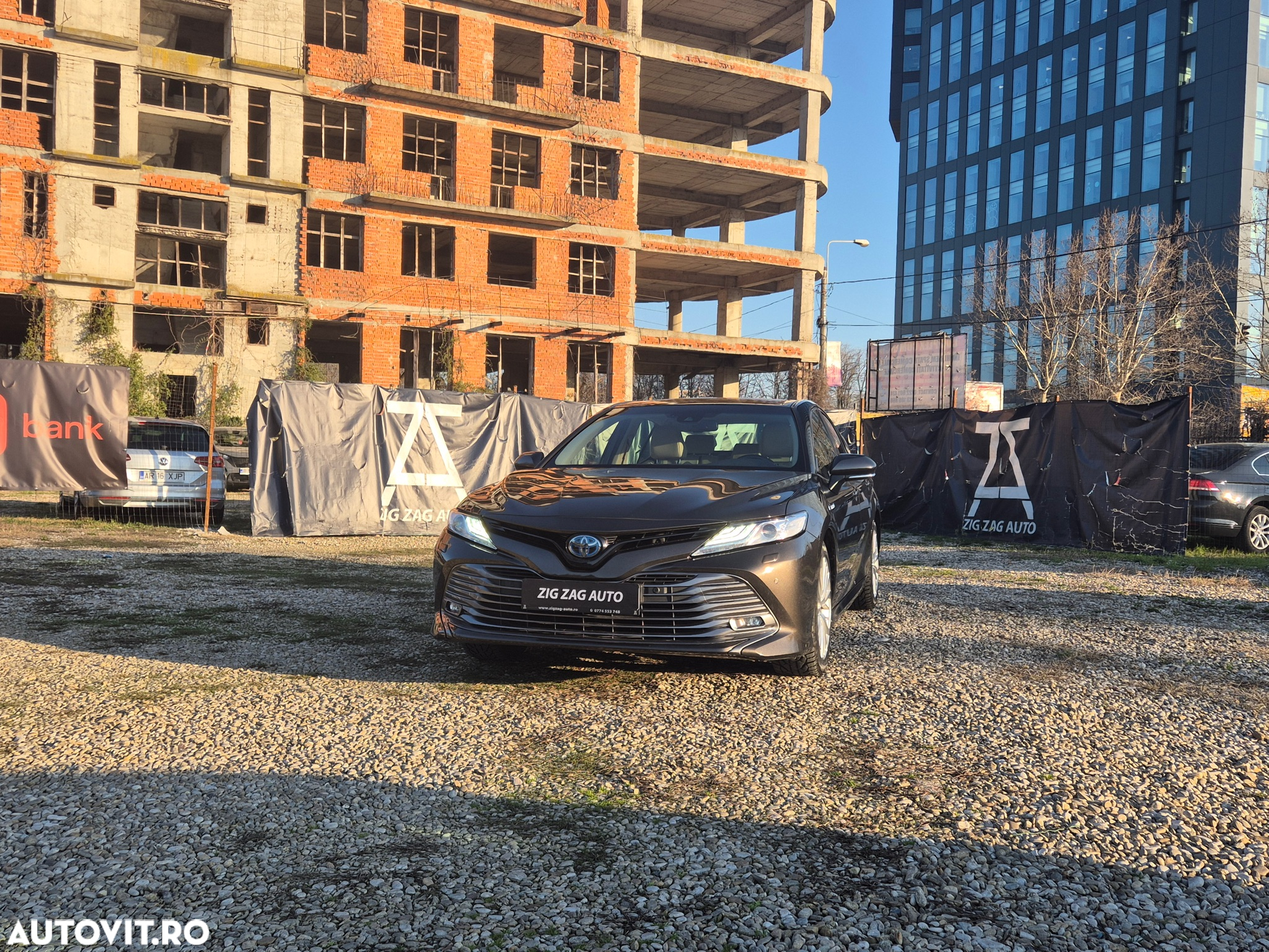 Toyota Camry 2.5 Hybrid Dynamic - 29