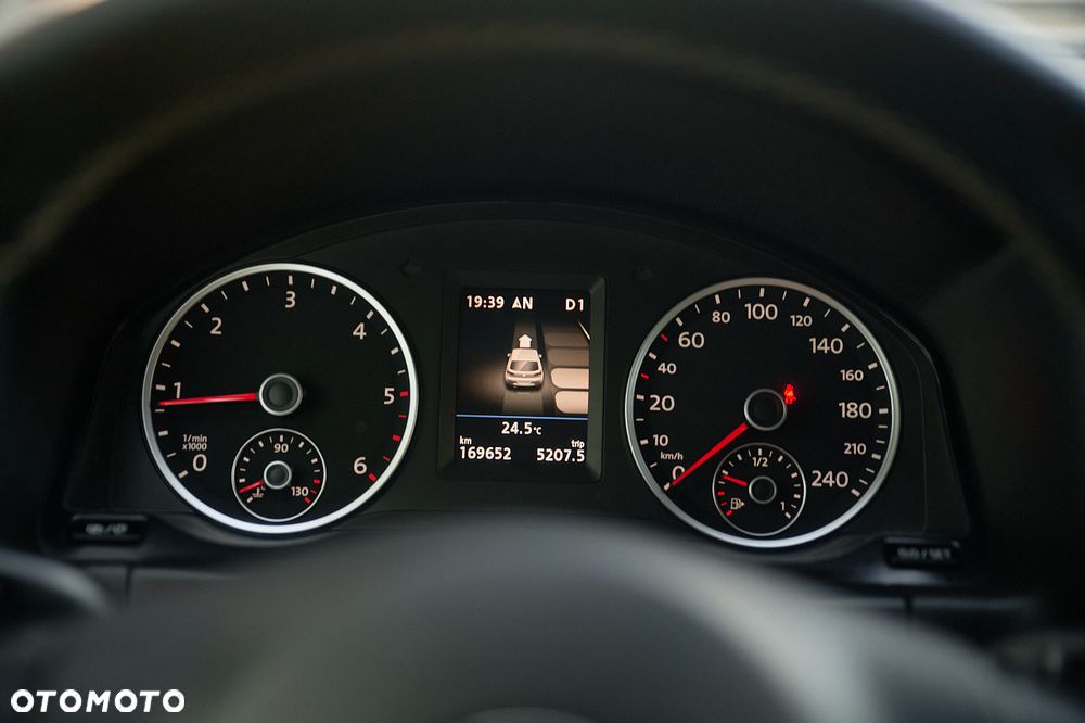 Volkswagen Tiguan 2.0 TDI DPF 4Motion DSG Lounge Track & Style - 34