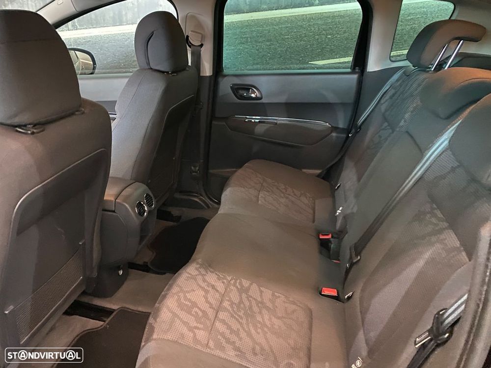 Peugeot 3008 2.0 HDi Hybrid4 91g - 6