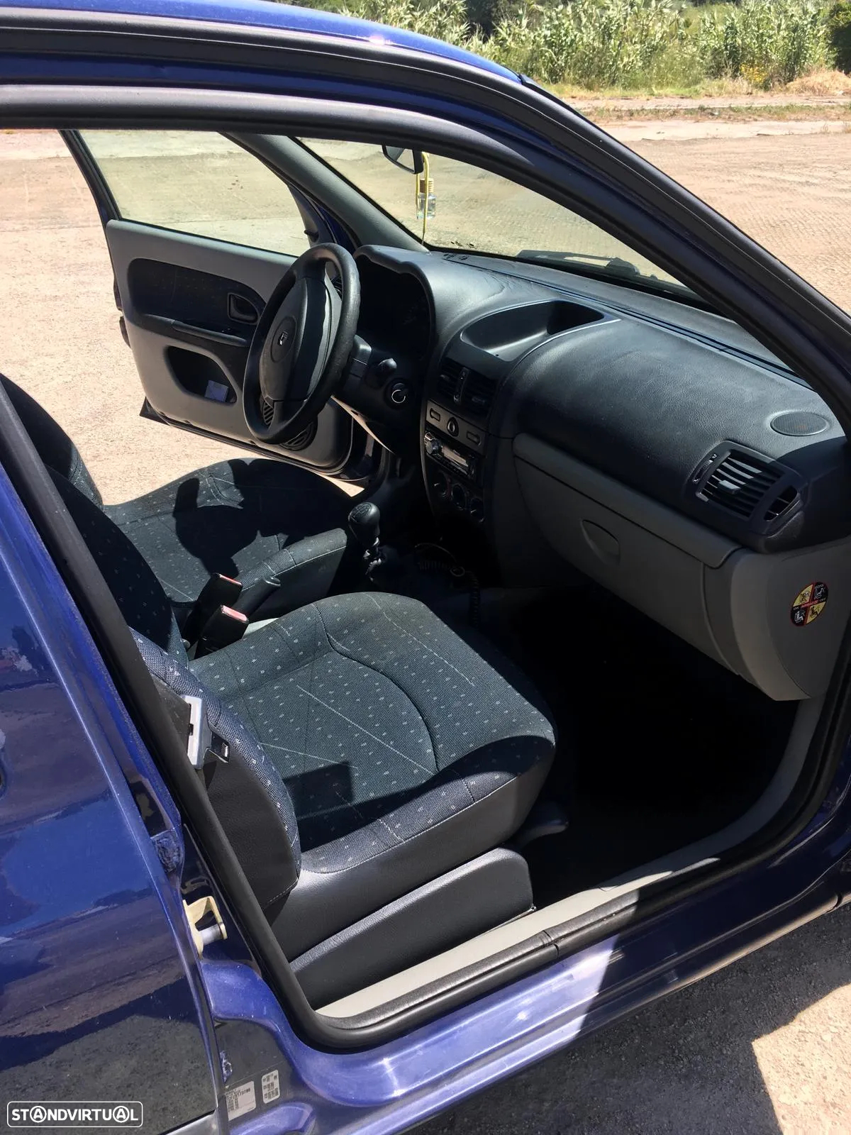 Renault Clio 1.5 dCi Authentique - 5