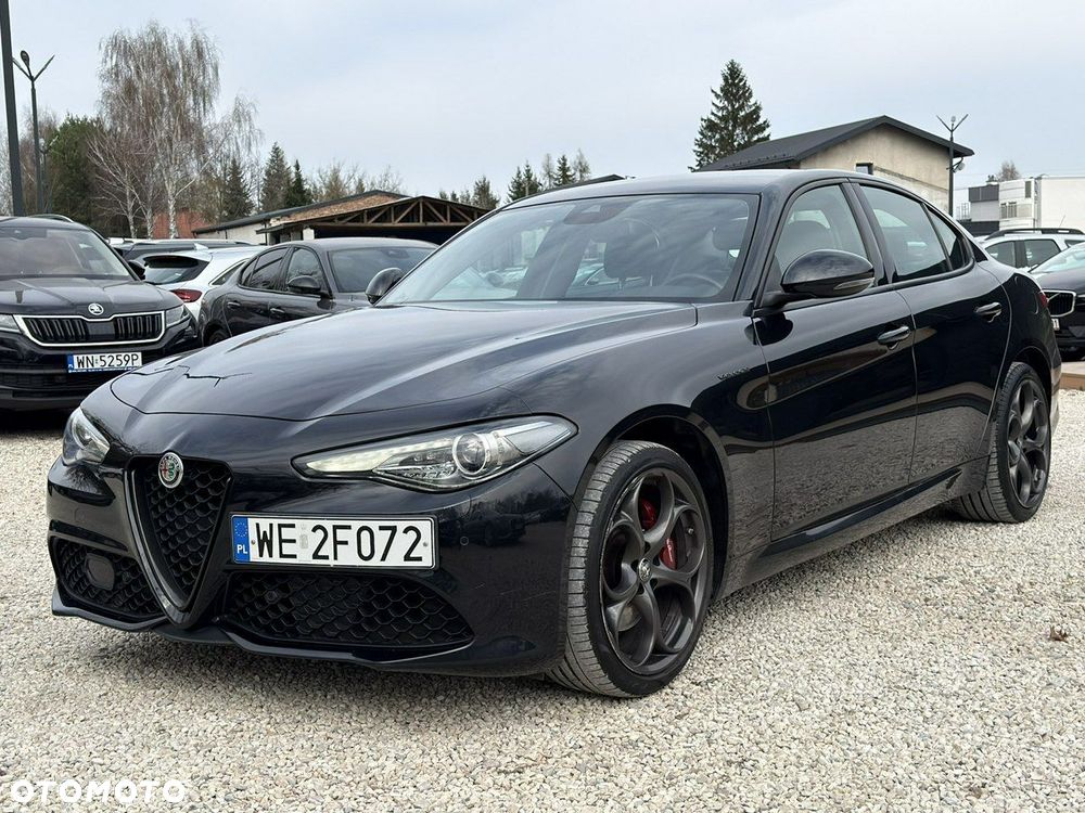 Alfa Romeo Giulia - 8