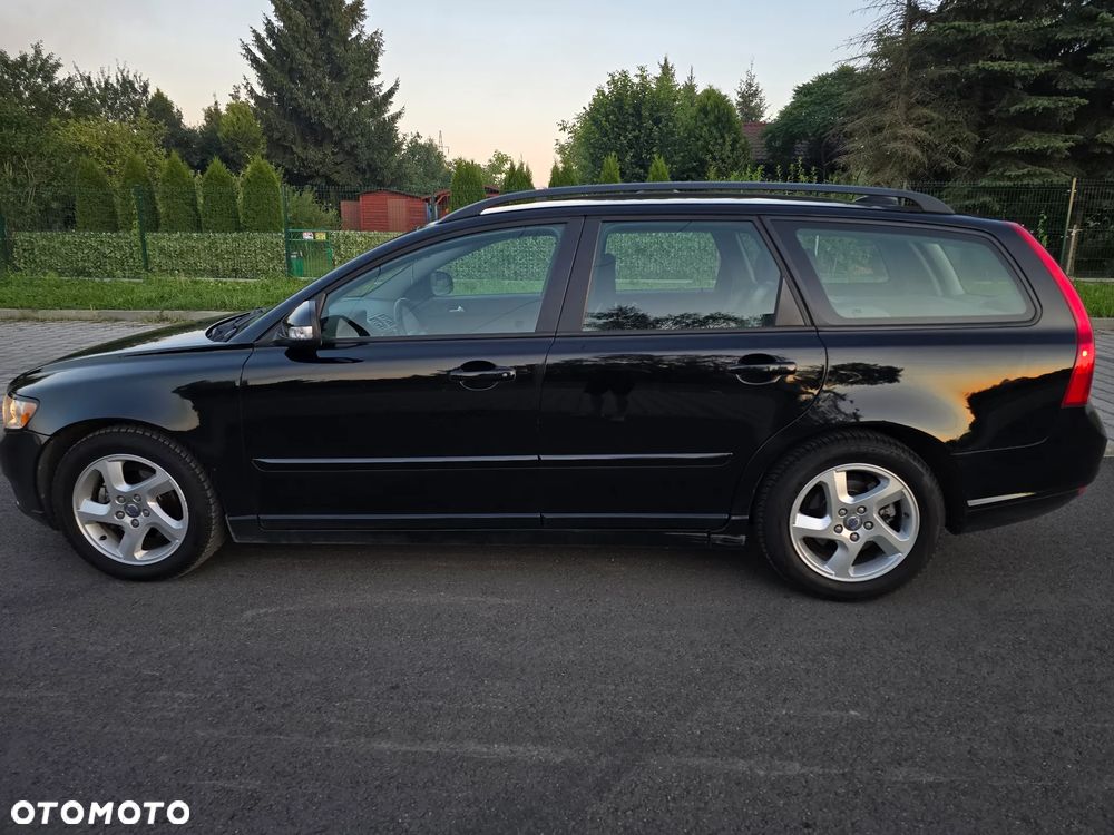 Volvo V50 D2 - 9