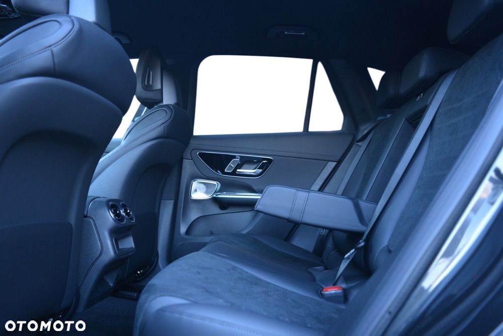 Mercedes-Benz GLC - 8