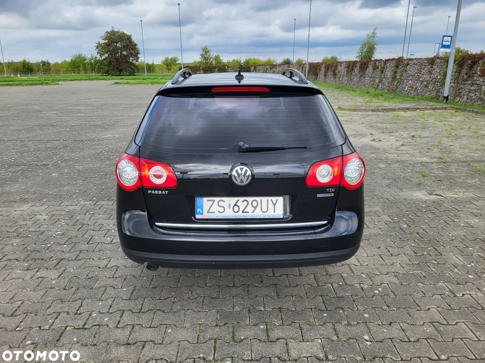 Volkswagen Passat Variant 1.6 TDI BlueMotion Technology Comfortline - 9