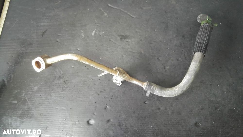 Conducta ulei turbo 1.2 b tce d4fh786 renault clio 3 dupa 2007 567522e - 2