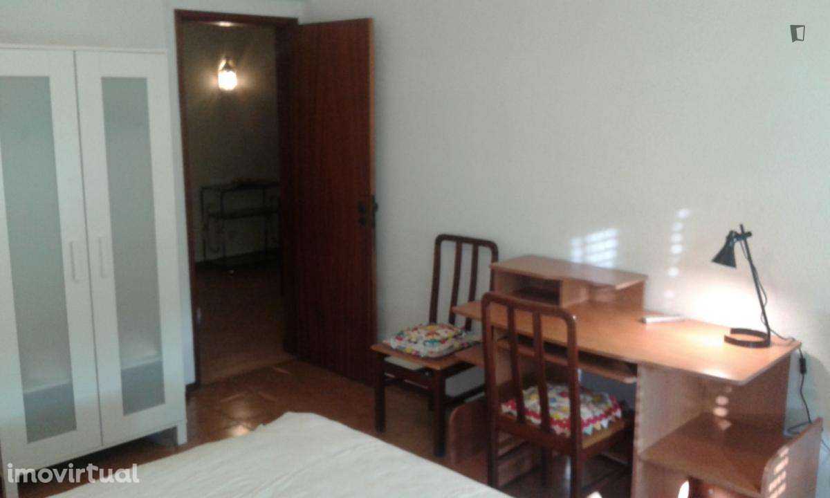 Quarto - localizado em Olivais Lisbon - Grande imagem: 2/9