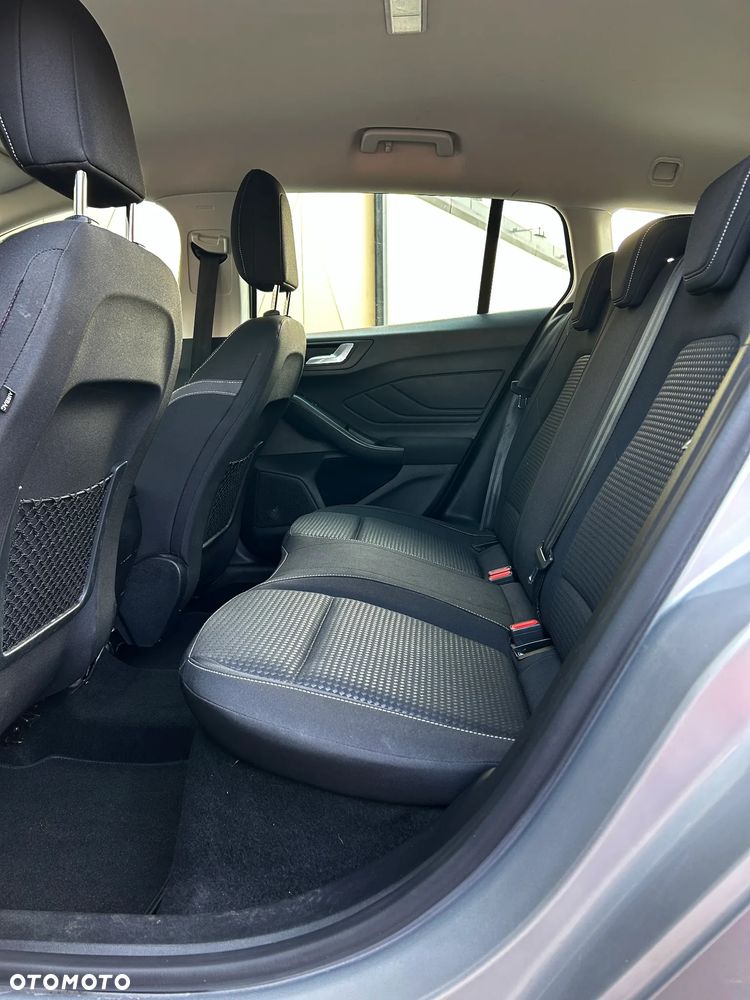 Ford Focus 1.5 EcoBlue Connected - 27