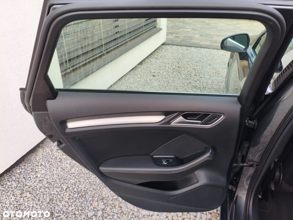Audi A3 Sportback - 21