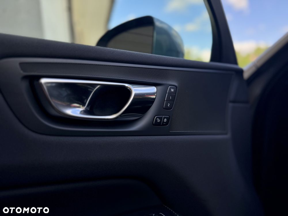 Volvo XC 60 T4 Inscription - 23