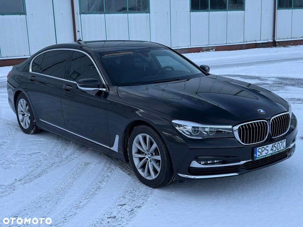 BMW Seria 7 740Li xDrive - 10