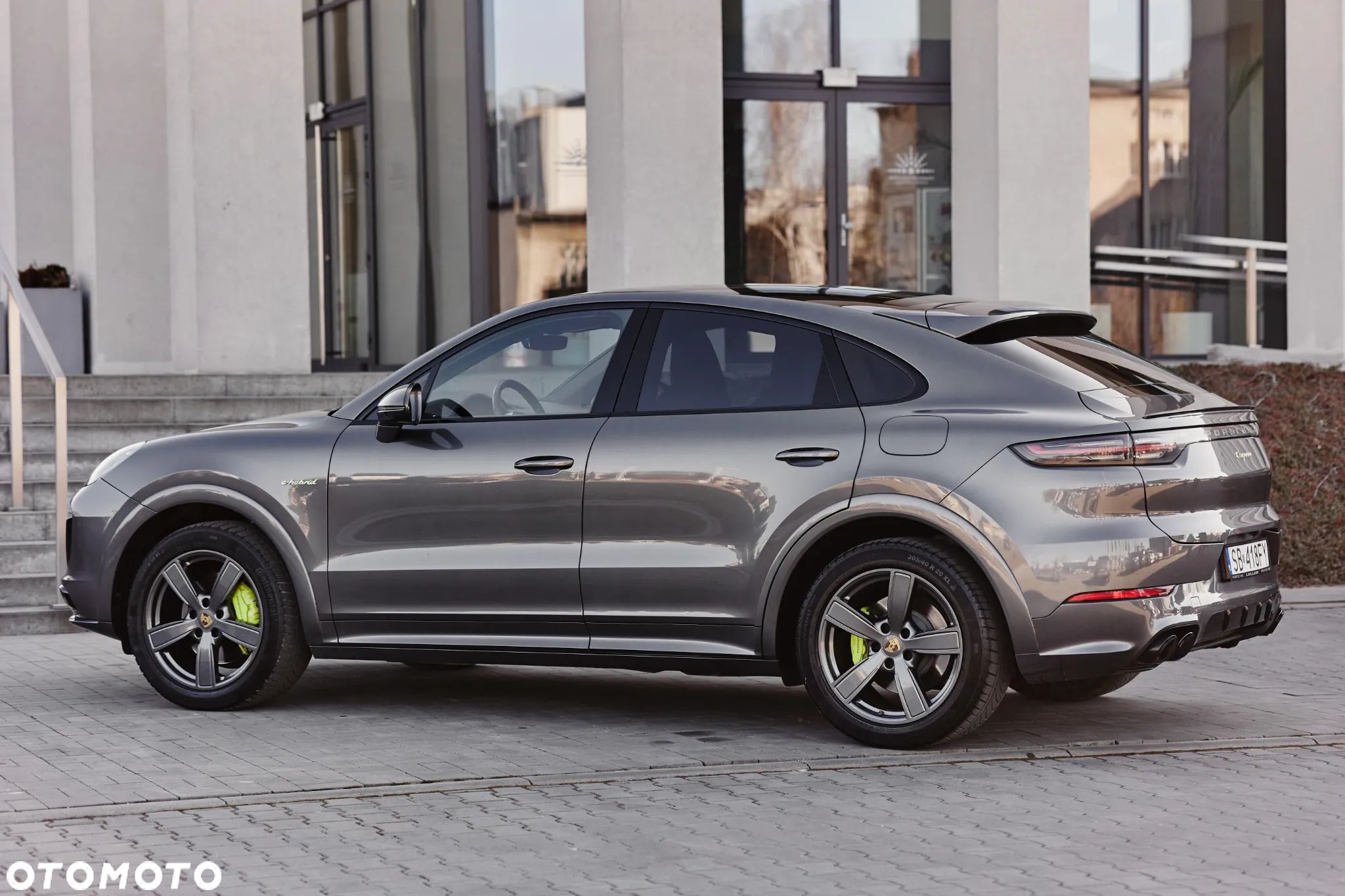 Porsche Cayenne Coupe E-Hybrid Platinum Edition - 1