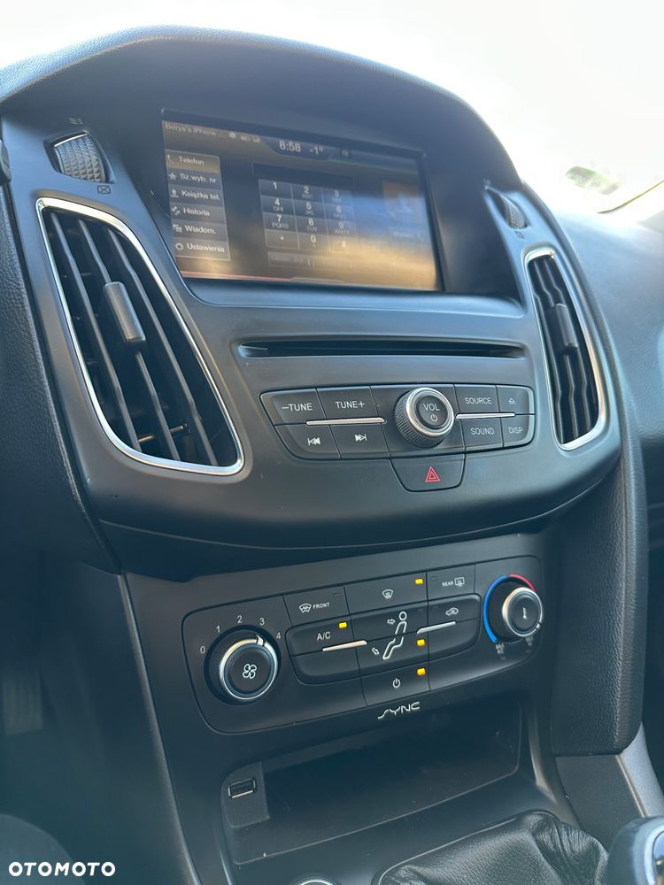 Ford Focus 1.0 EcoBoost Ambiente - 35