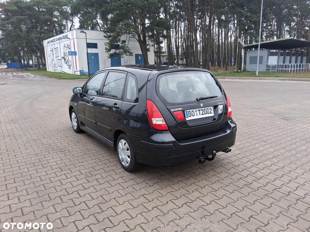 Suzuki Liana - 4