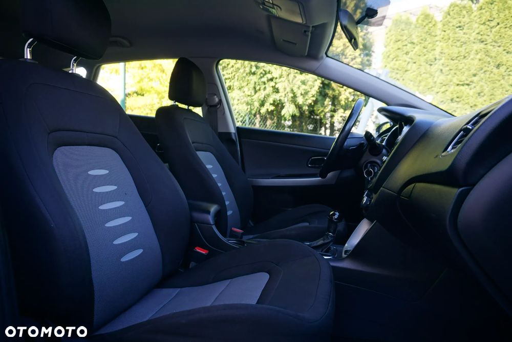 Kia Ceed - 29