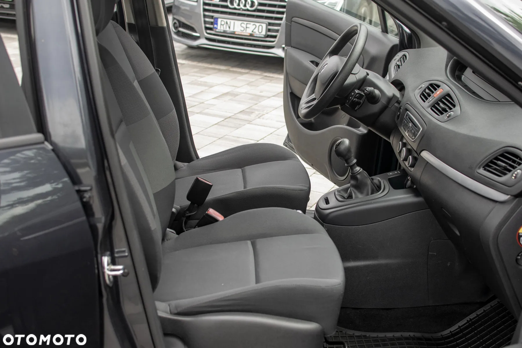 Renault Grand Scenic - 35
