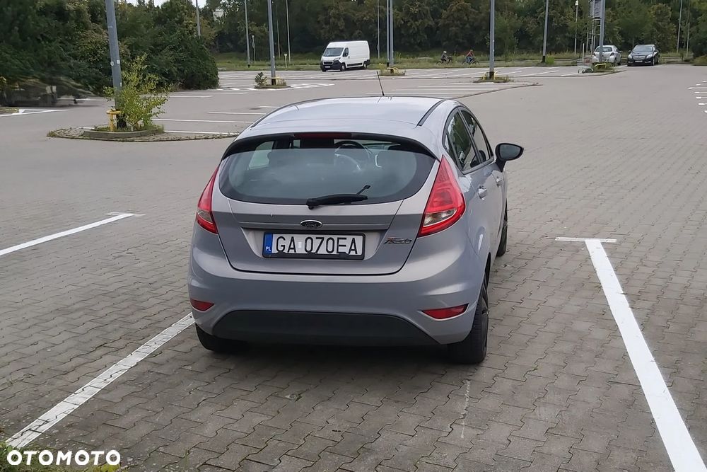Ford Fiesta - 6