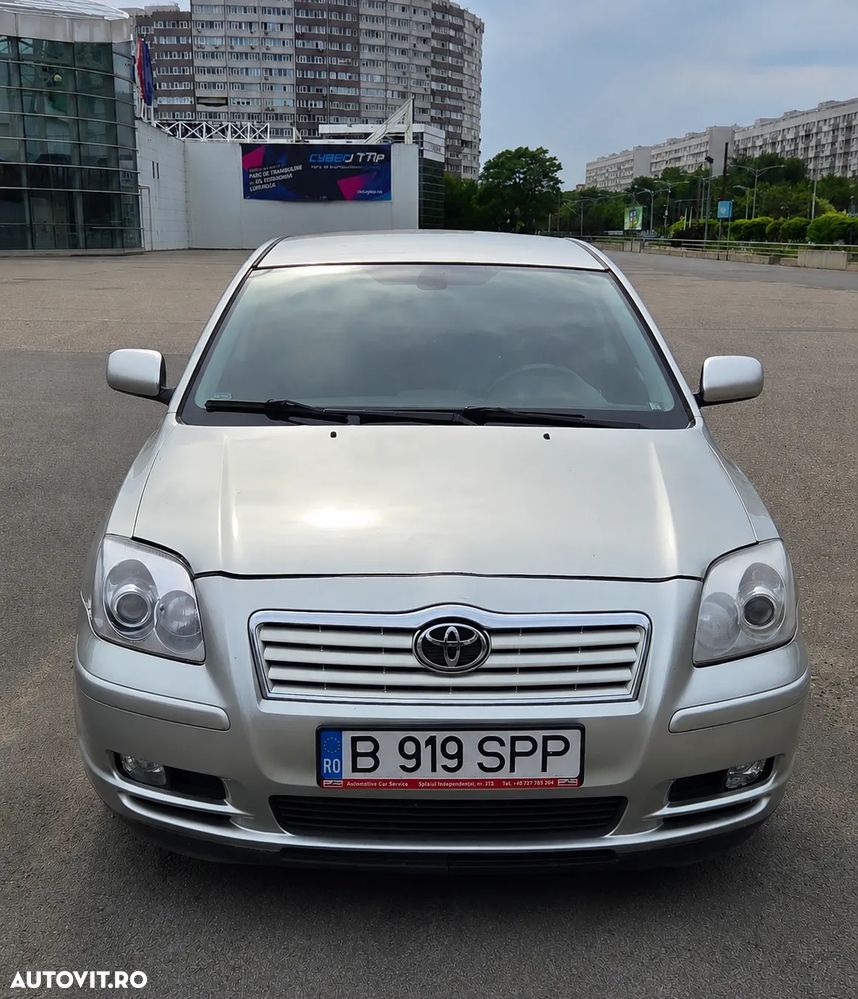 Toyota Avensis 1.8 Sdn. Sol - 7
