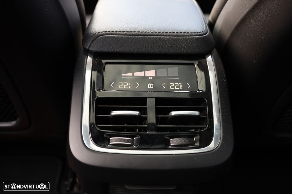 Volvo V60 Cross Country 2.0 D4 Geartronic - 9