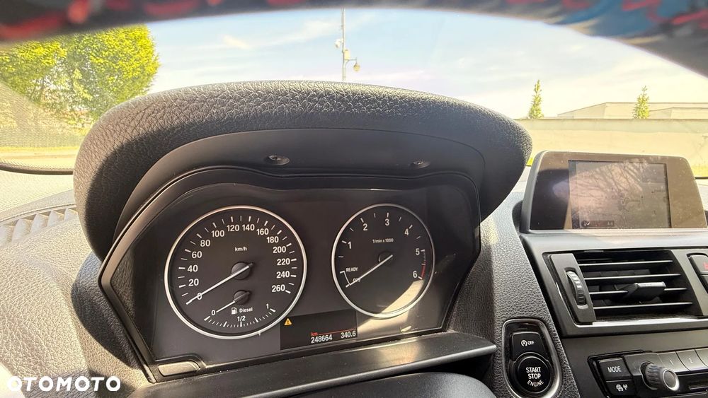 BMW Seria 1 118d DPF - 10