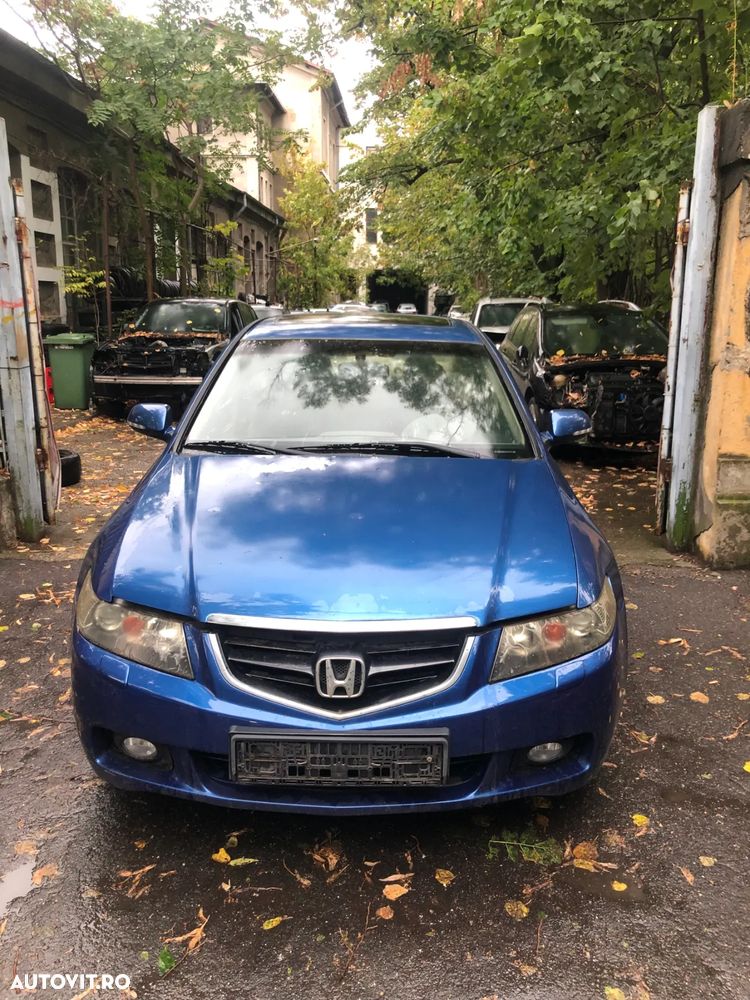 Far stanga/Far dreapta xenon Honda Accord 7 Europa faruri