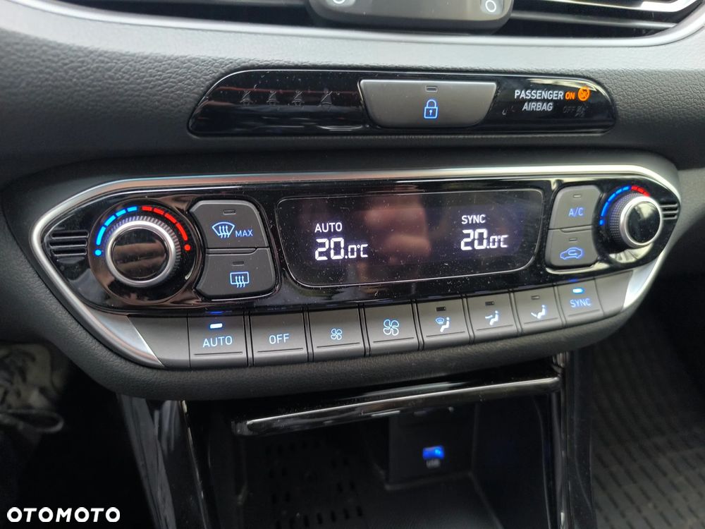 Hyundai i30 1.5 T-GDI 48V Smart DCT - 17